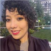 Profesora de Historia, Geografía y Ciencias Sociales, con Magister en Ciencias Sociales y Diplomados en educación y feminismo